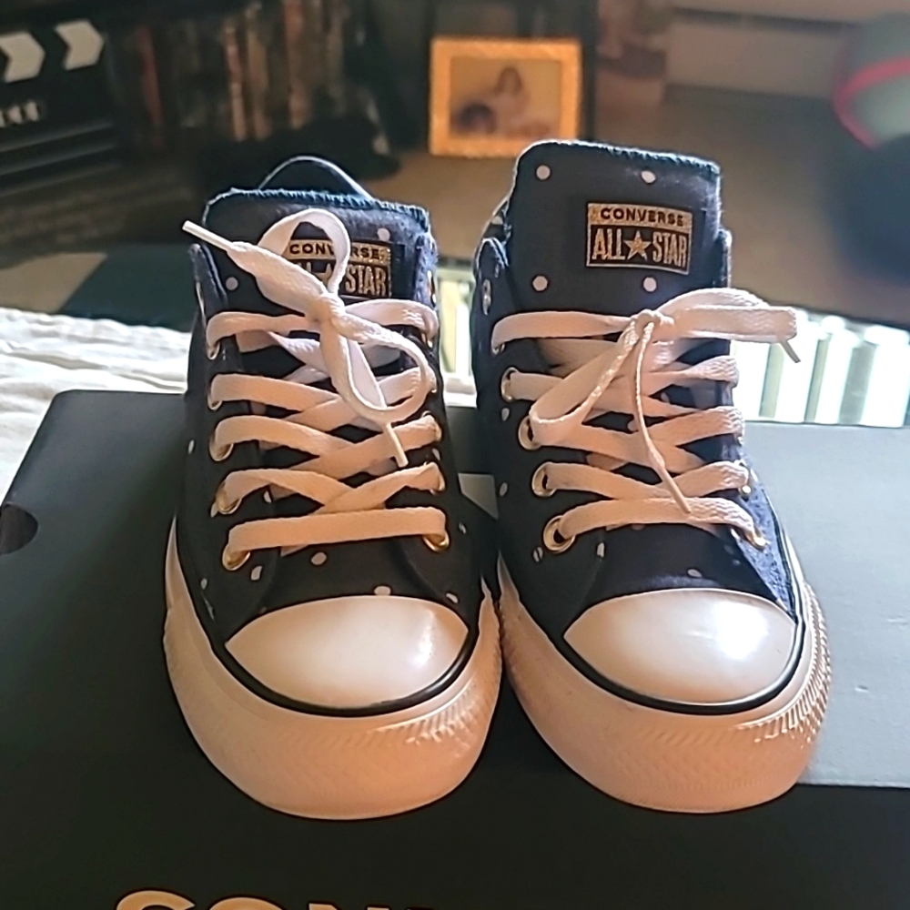 Converse